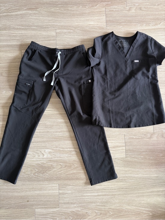 Figs Other - Figs Set Catarina Top XS and Yola Yoga Pants Small Petite Scrubs Black